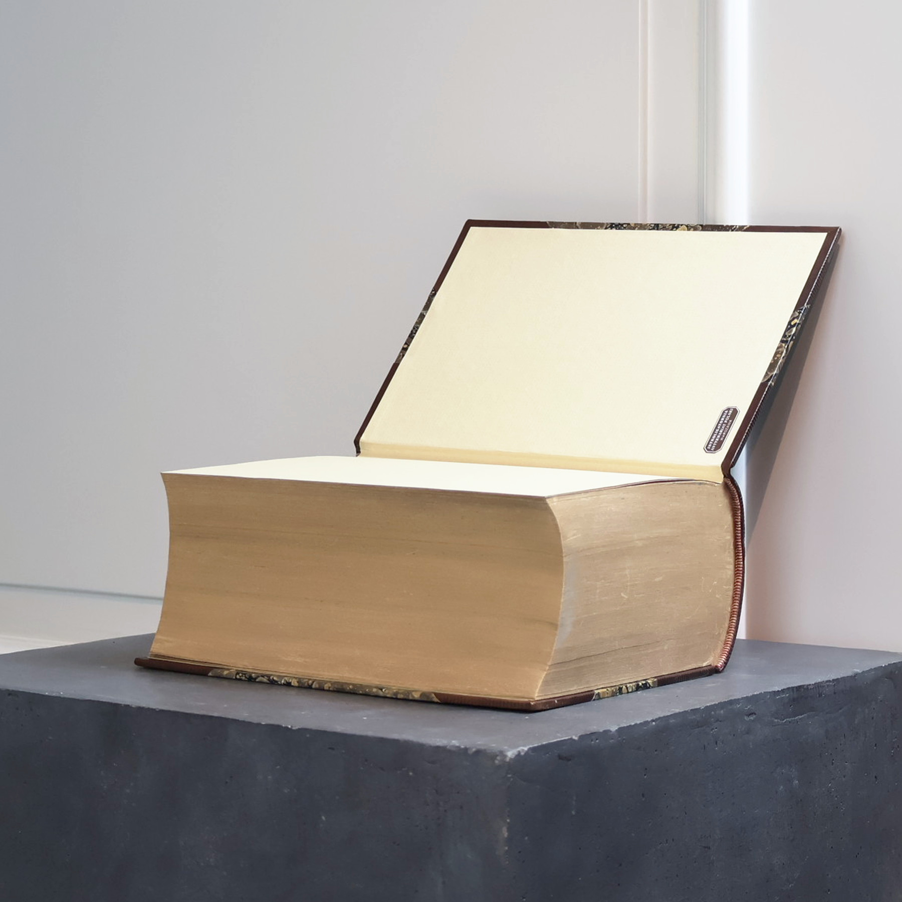 An open volume of *Nowe Prawo* from 1960 with a cream-colored endpaper and a bookbinder's label