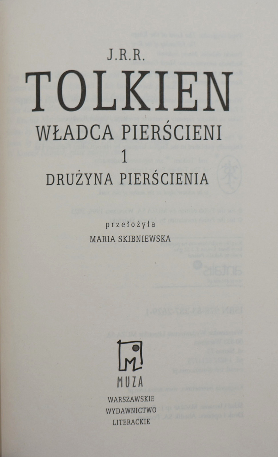 Karta tytułowa tomu 1: J.R.R. Tolkien, Władca Pierścieni, Drużyna Pierścienia, przeł. Maria Skibniewska, Muza